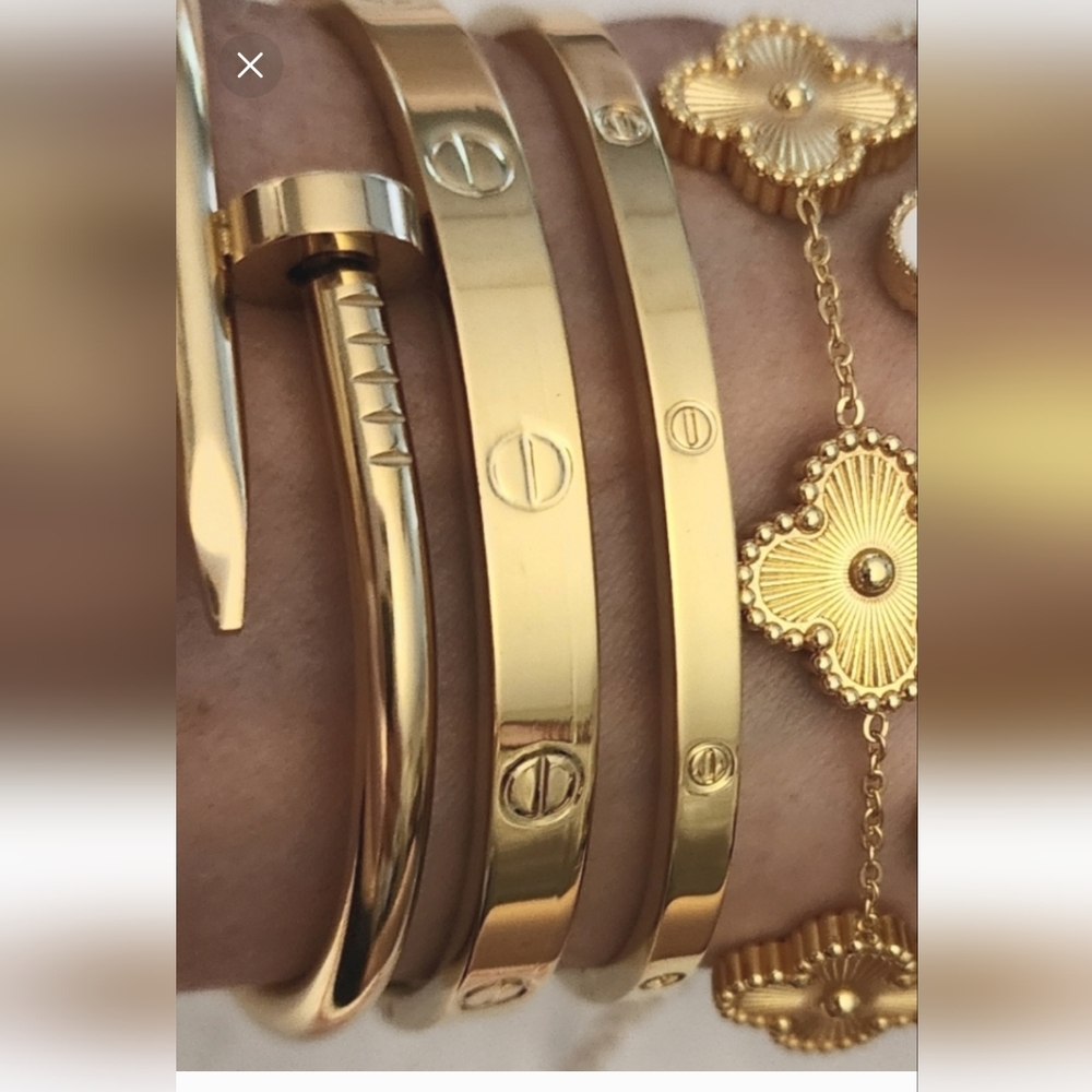 4 gold bangles one screw love, slim screw, nail it and lucky clover